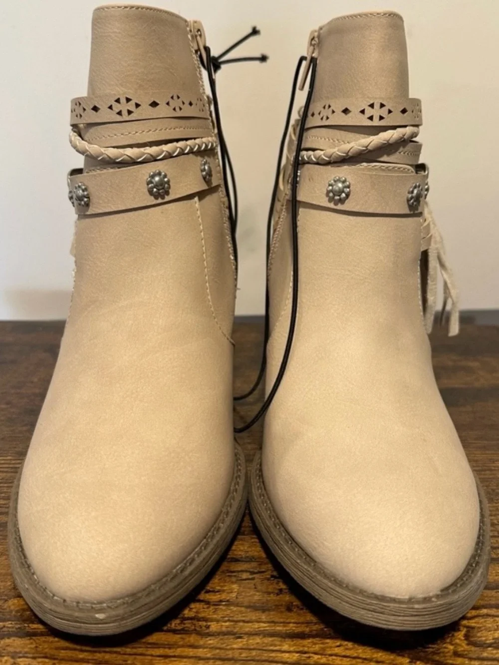 POP Octavia Bone Stacked Heel Booties NWT Size 10